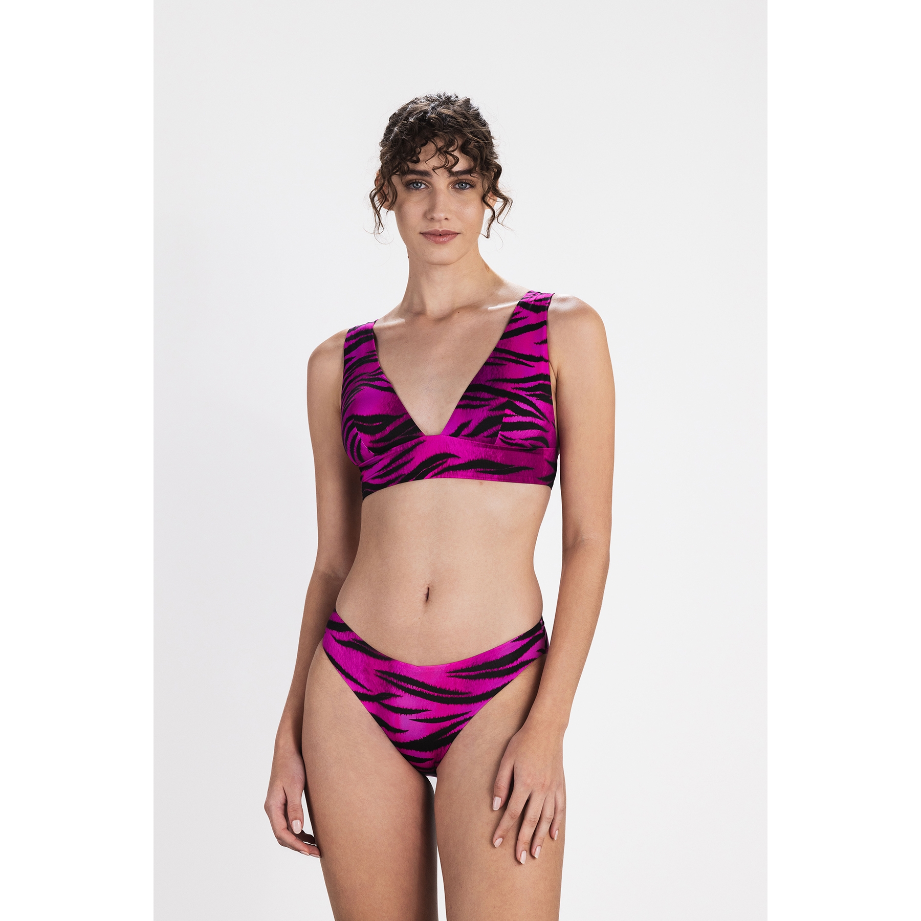 Ayje A Capri Deep V Bikini Set L Pink Hipicon