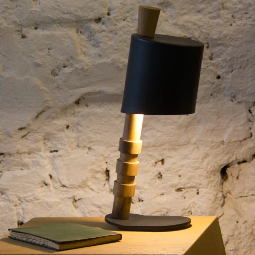 Laboratuvar Studio - Axe Table Lamp