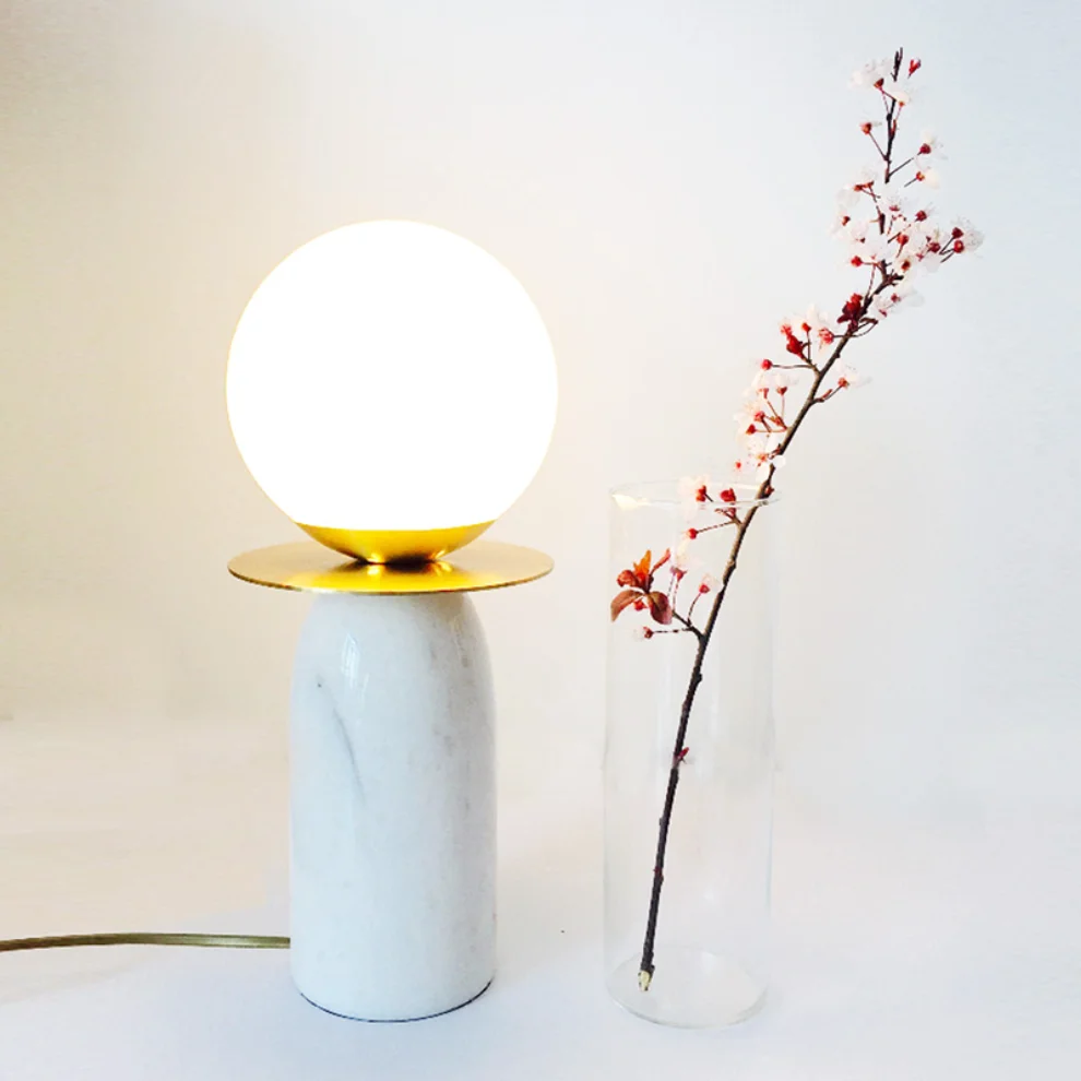 Studio Fav	 - Ola Table Lamp