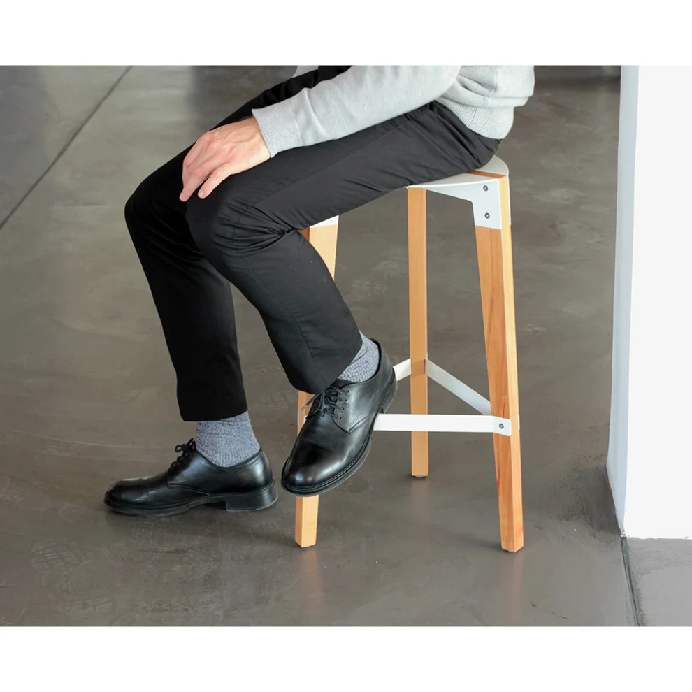 Katman	 - Leaf Bar Stool