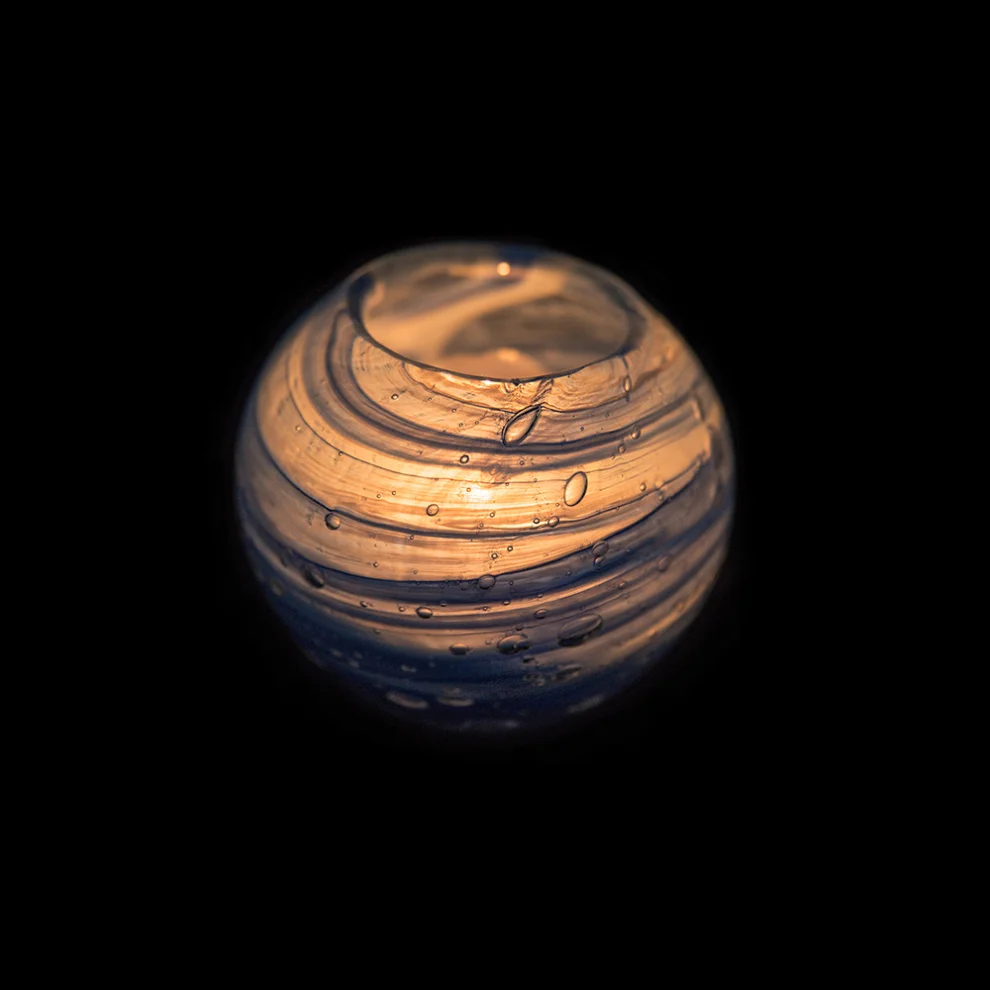 Maiizen	 - Uranus Candle Holder