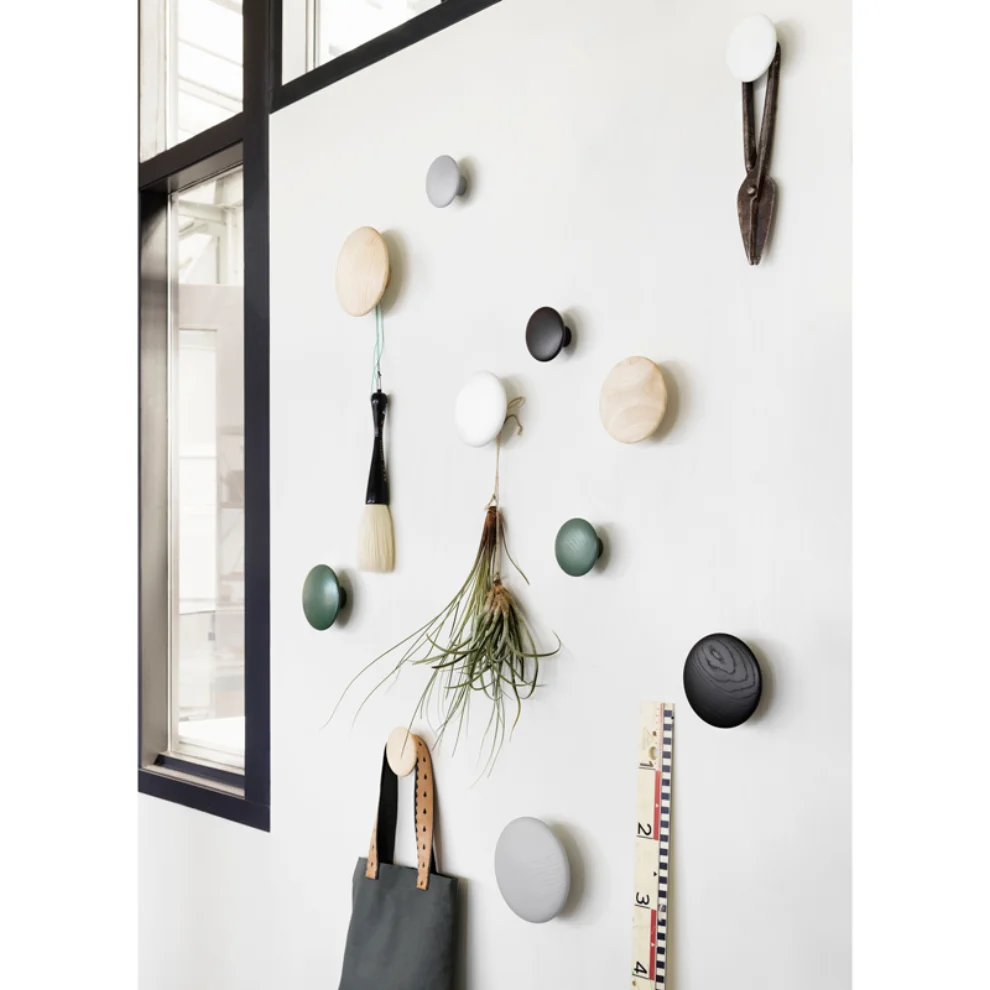 Muuto - The Dots Coat Hooks