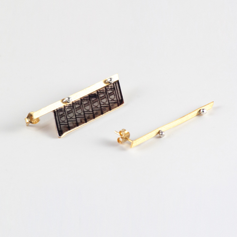 Mısır Apartment Earrings