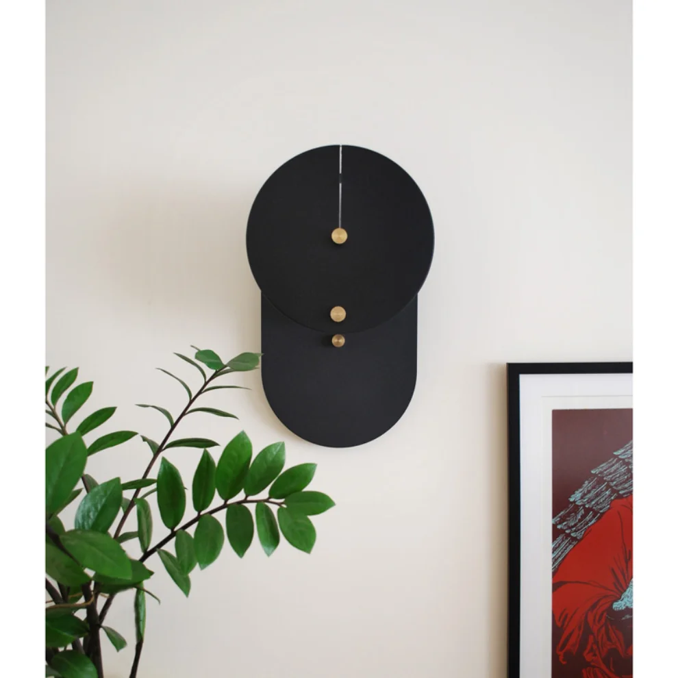 Tomas Atelier - Grot Wall Lamp