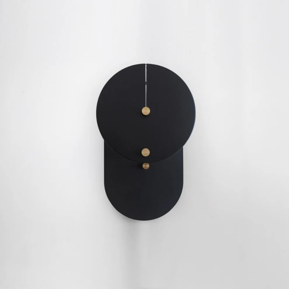 Tomas Atelier - Grot Wall Lamp