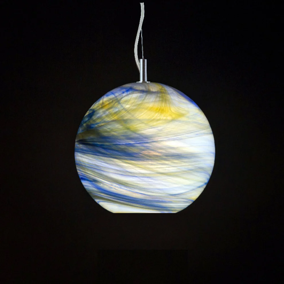 Maiizen	 - Space Pendant - Earth