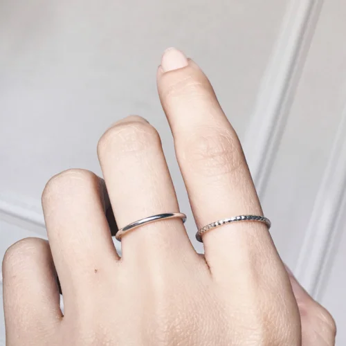 Caged Bird Design - Minimal Lined Ring