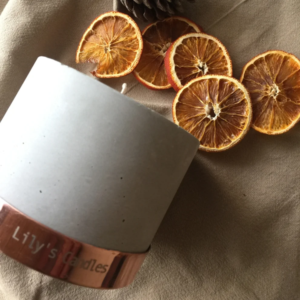 Lily's Candles  - Sandalwood & Orange Concrete Natural Candle 