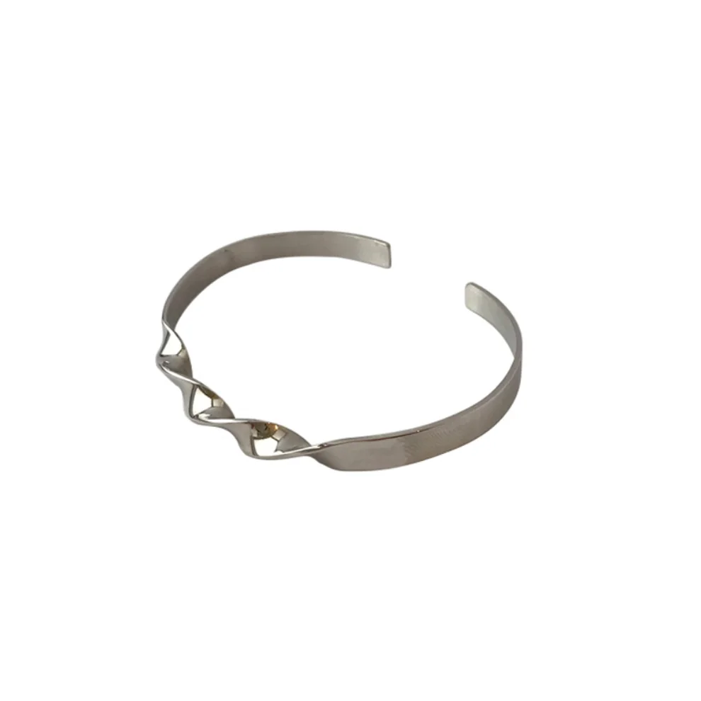 More Design Objects - Twist Bracelet