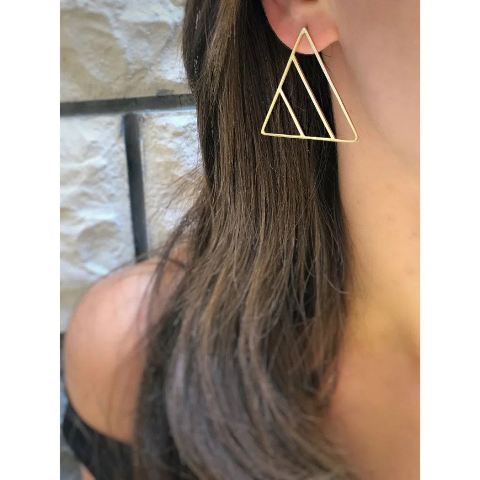 Zeyy Jewelry & Diamond	 - Mystery Magic Earring