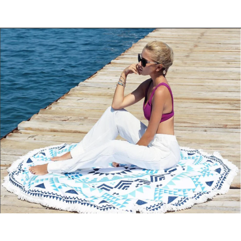 Sunday Funday - Mandala Round Beach Towel Roundie