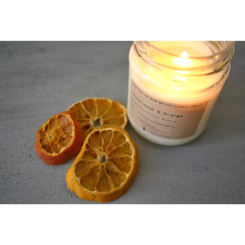 Lily's Candles - Sandalwood & Orange Natural Candle