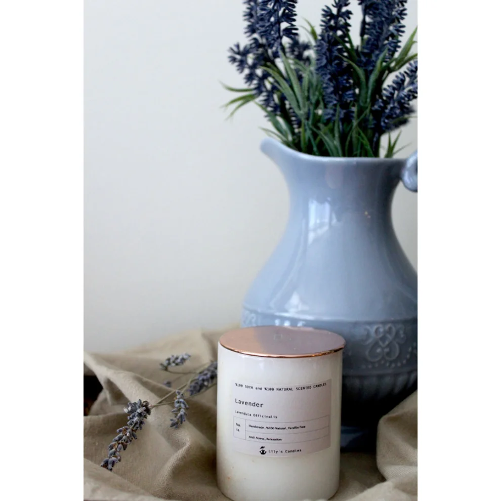 Lily's Candles  - Lavender Marble Natural Candle