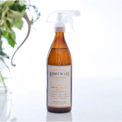 Homemade Aromaterapi - Relaxing Room Spray