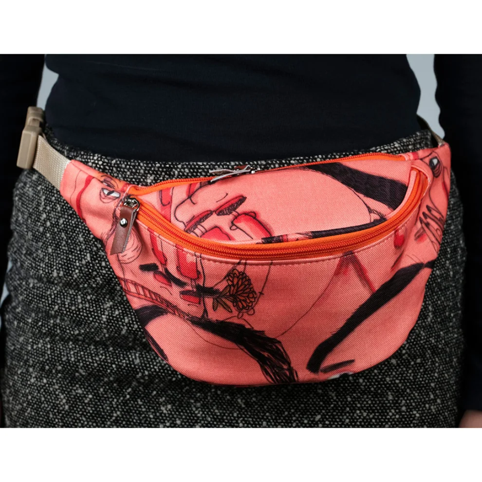 Serkan Akyol - Fanny Pack 02