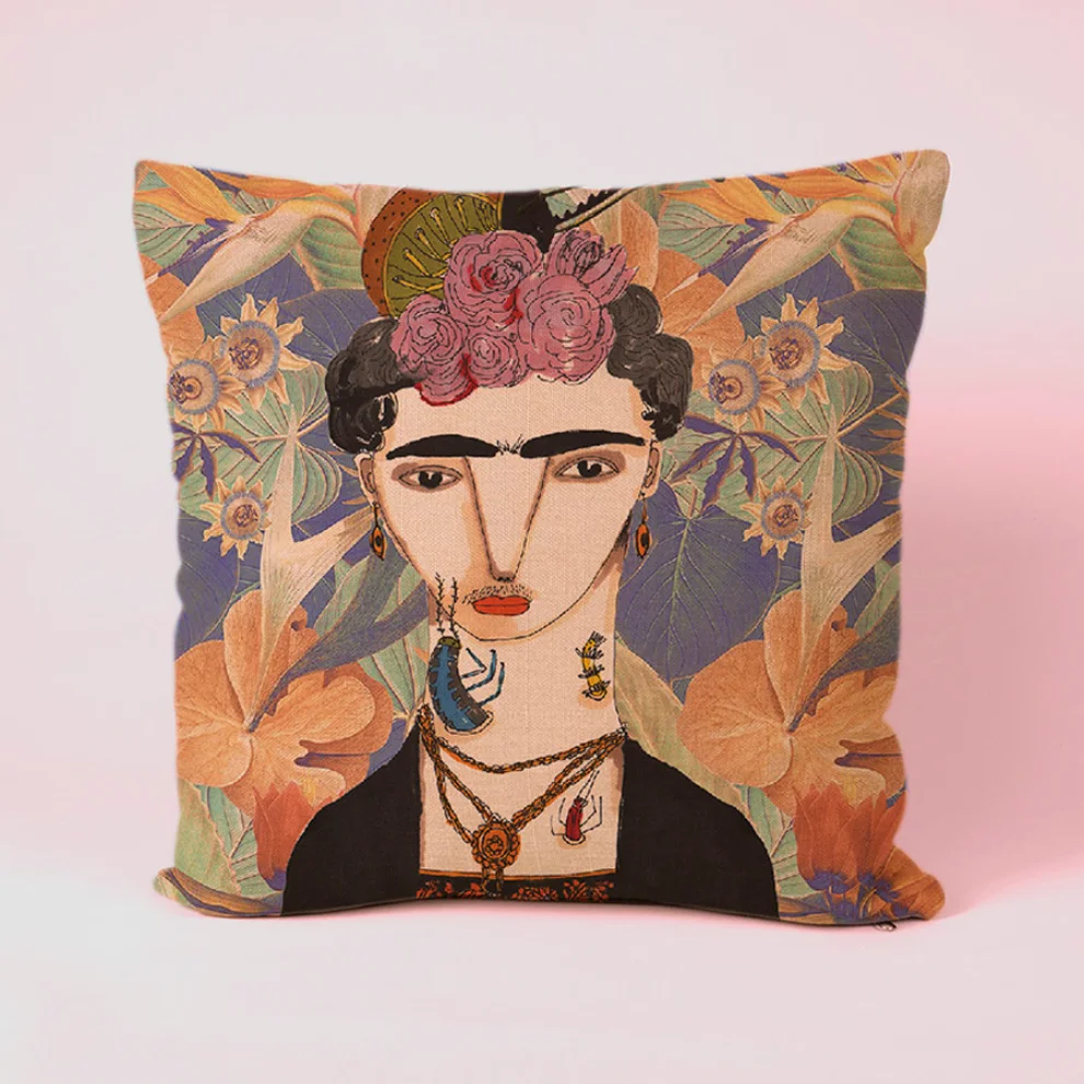 Serkan Akyol - Frida in Jungle Pillowcase