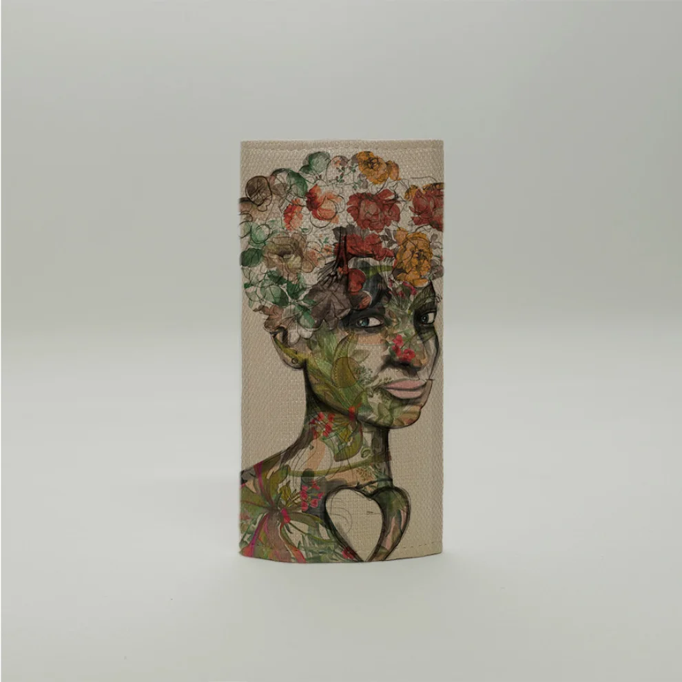 Serkan Akyol - Mary Mother Of The Flowers Pencil Case