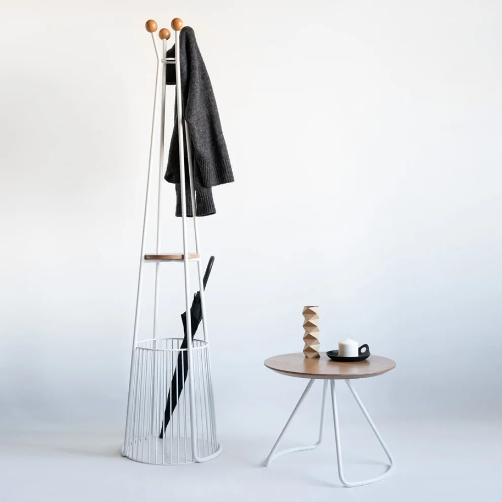 Studio Kali - Sama Coat Rack With Wire Umbrella Holder