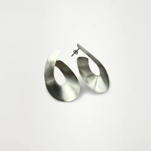 Unadorned Jewelry Design - The Ribbon Earring