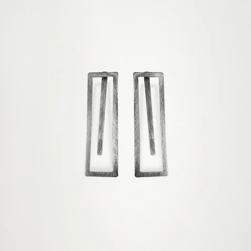 Unadorned Jewelry Design - The Maze Küpe