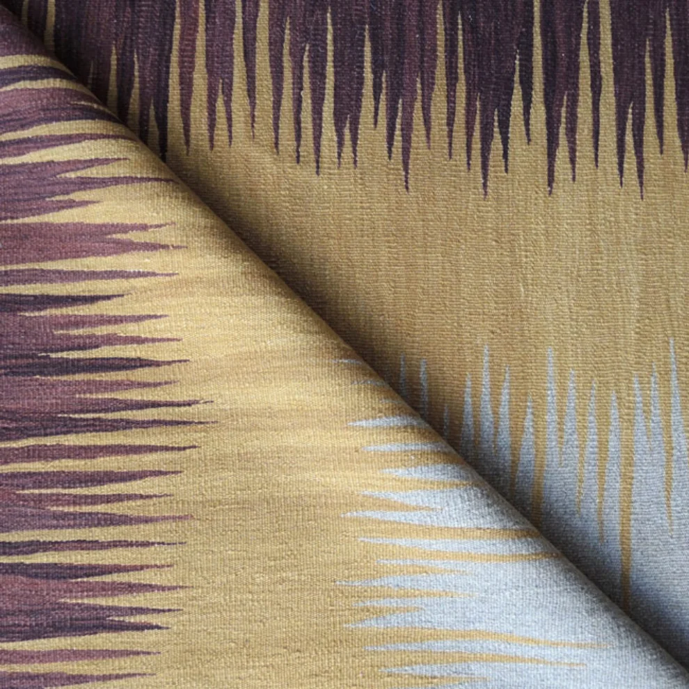 Studio Kali - Yakamoz No III Kilim Rug