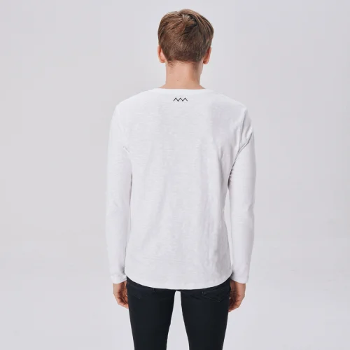 Allmur - Chestnut Long Sleeve T-Shirt