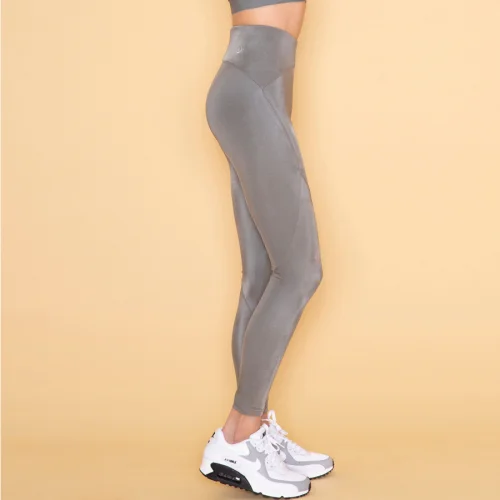 Hug the Moon - Cut-out Platinum Leggings