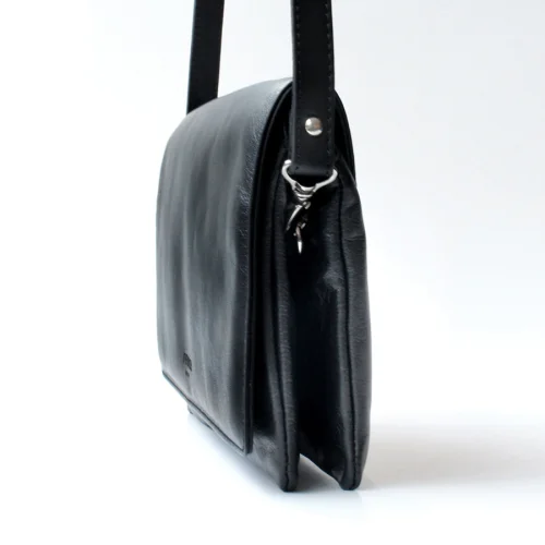 Dennch New York - Flap Shoulder Bag