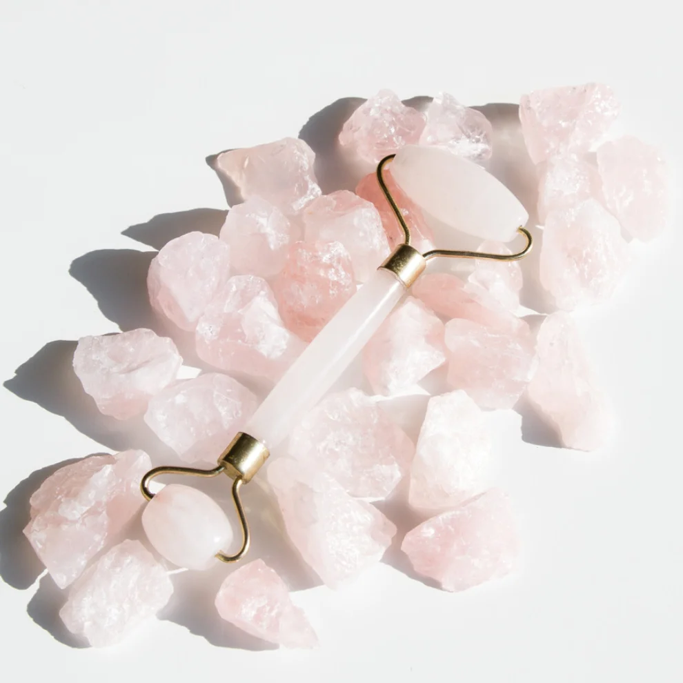 Pelcare Healthcare - Rose Qquartz Face Roller