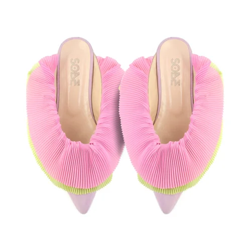 Sobehandmade - Pretty In Pink Suede Slippers