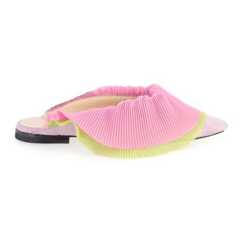 Sobehandmade - Pretty In Pink Suede Slippers