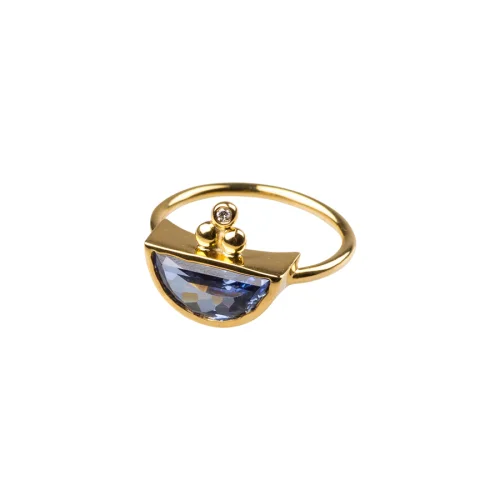 Monapetra - Sapphire Ring