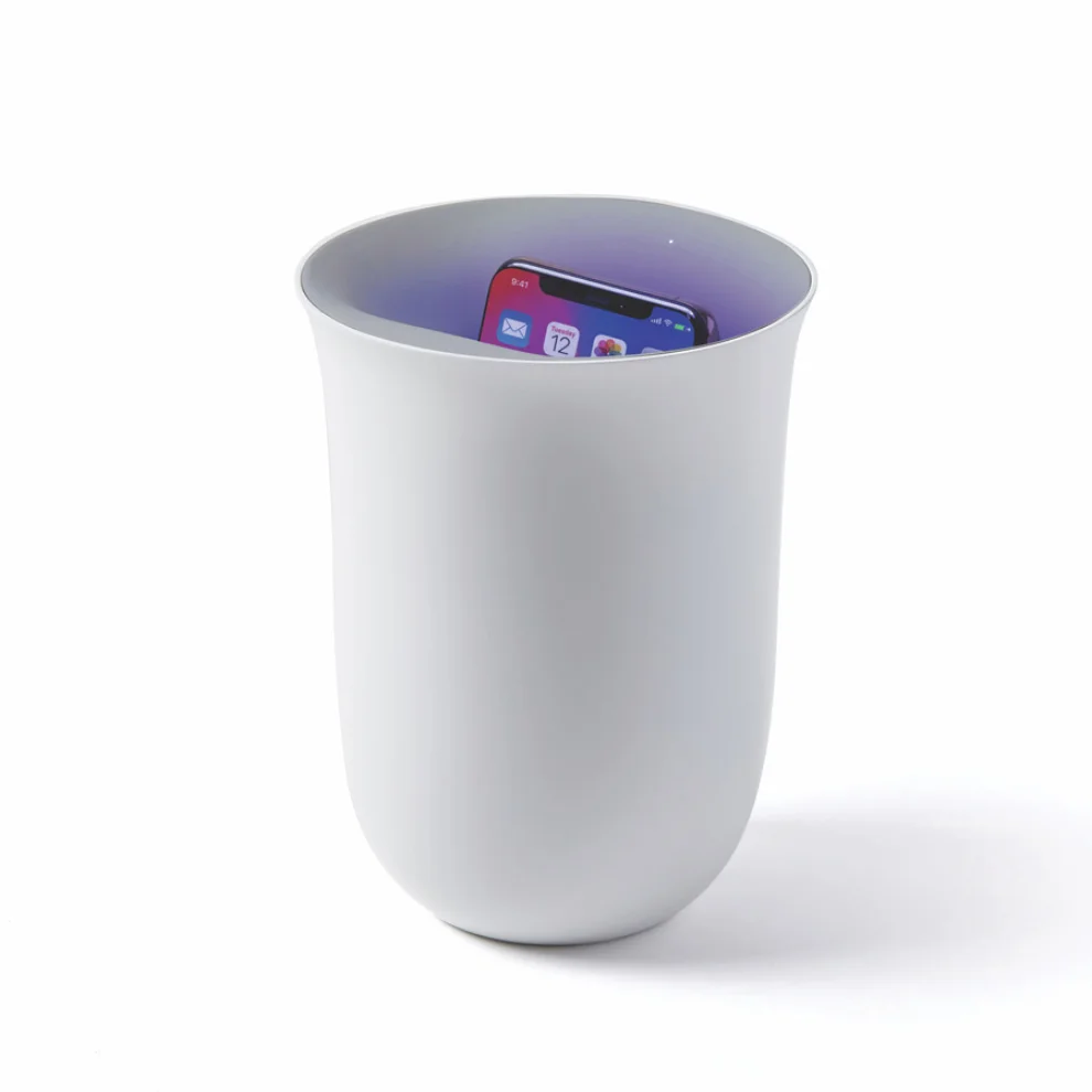 Lexon - Oblio Wireless Charging Station