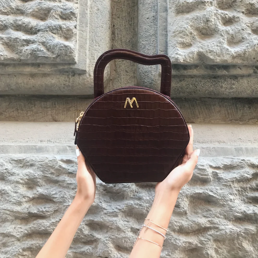 Mev's Atelier	 - Nora Shoulder Bag Croc Embossed