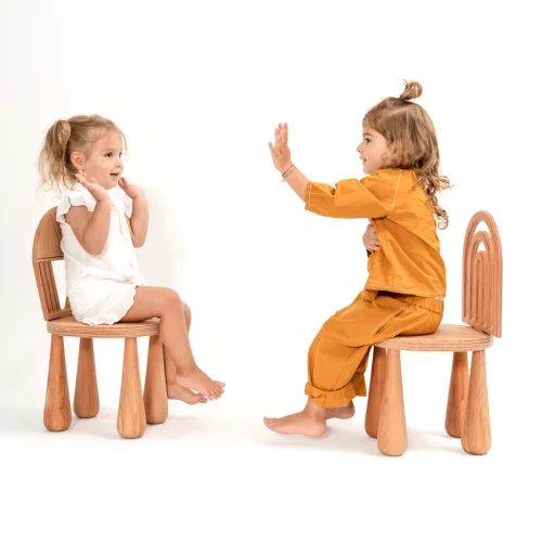 Kinderbow - Buzzy Chair & Pouffe