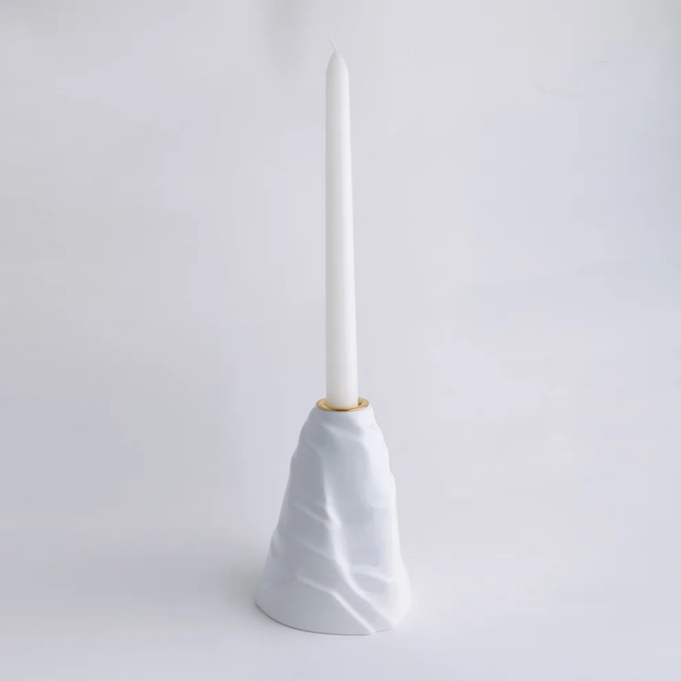 Maiizen	 - Sierra Candle Holder