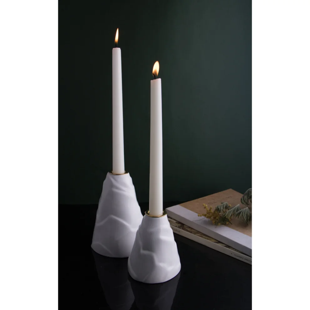 Maiizen	 - Sierra Candle Holder