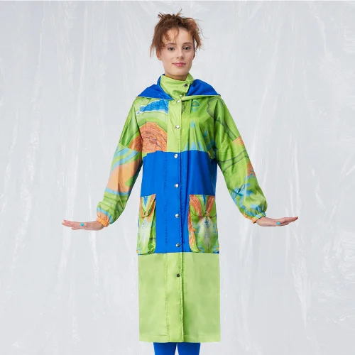 Balbang - Rainbow Raincoat Look 01