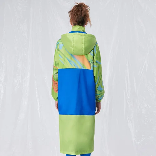 Balbang - Rainbow Raincoat Look 01