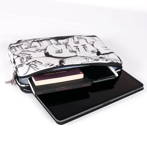 Serkan Akyol - Macbook and Tablet Bag 13.3''