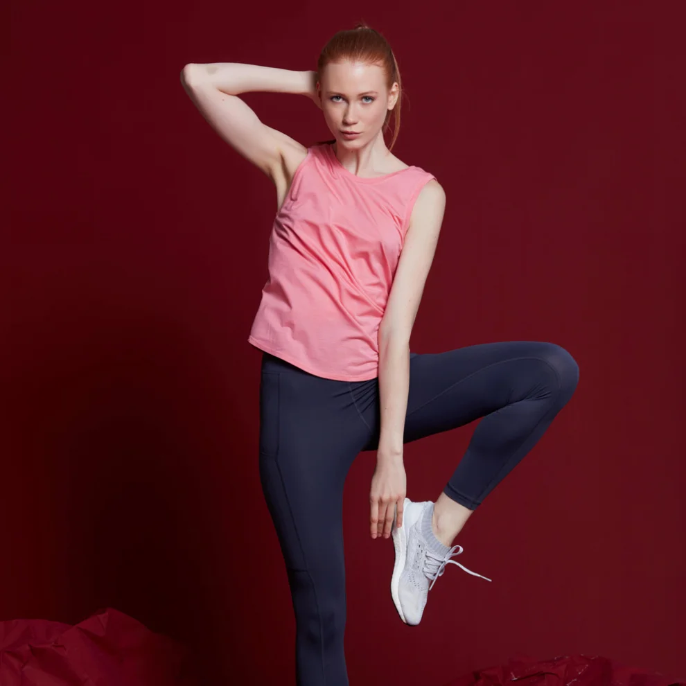 Bellis Activewear - Danielle Blouse