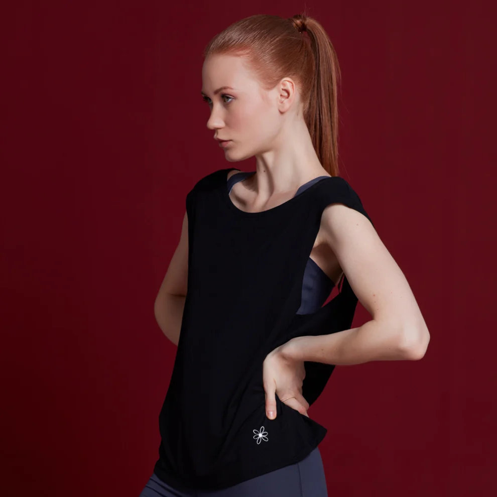 Bellis Activewear - Penelope Bluz