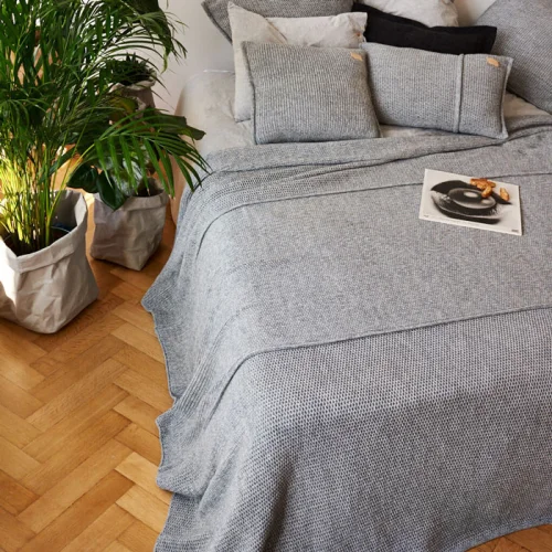 Moyha - Woolly Bedspread