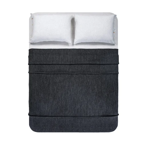 Moyha - Woolly Bedspread