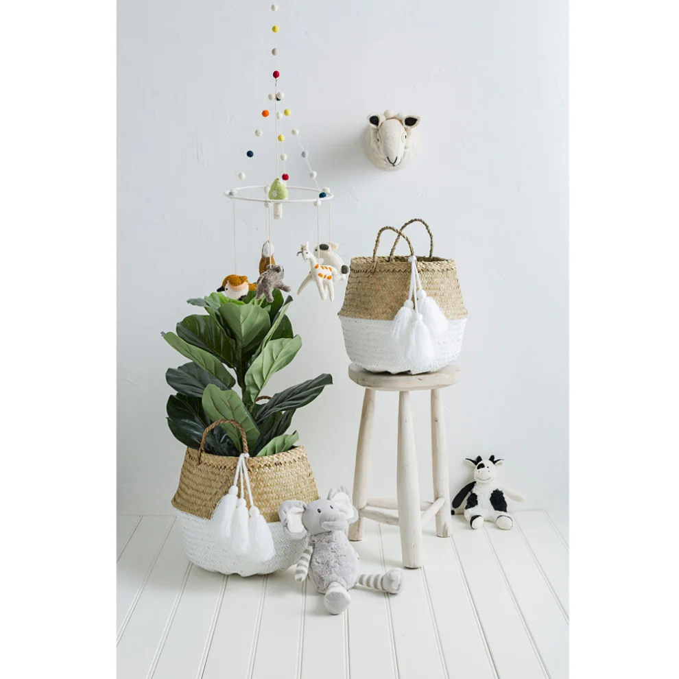 Warm Design	 - Woodland Animal Mobile