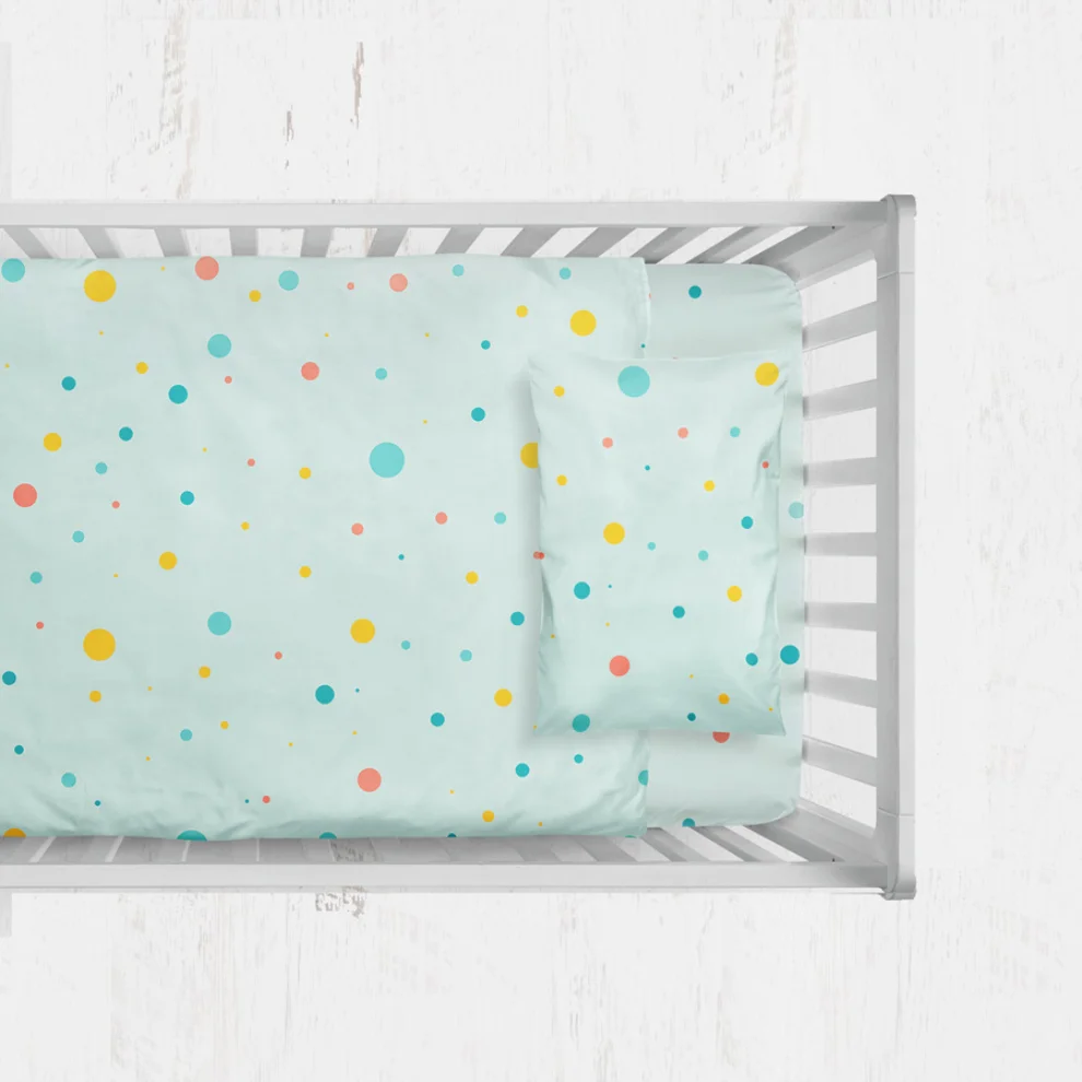 Happy Folks - Dots in Space Duvet Cover Set