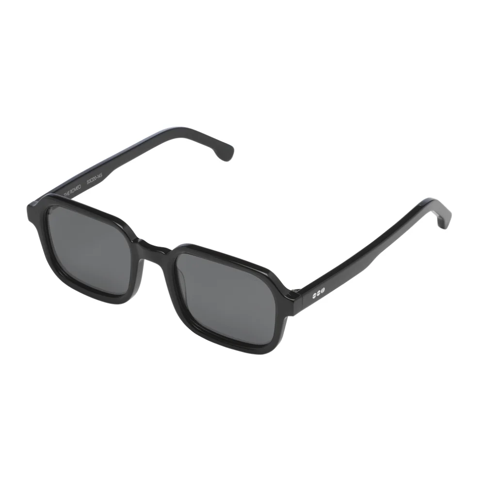 Komono - Romeo Black Unisex Sunglasses