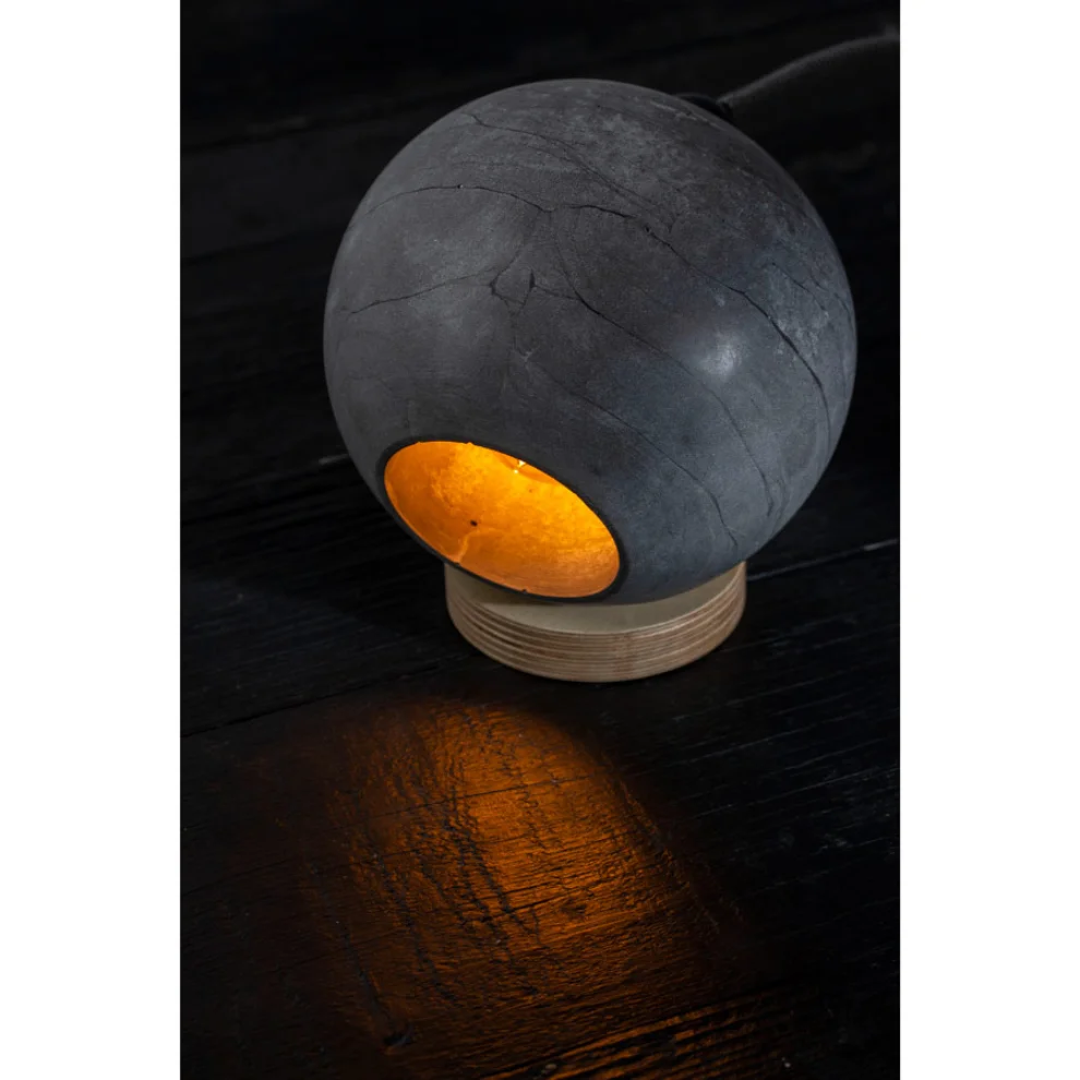 Womodesign - Concrete Table Lamp