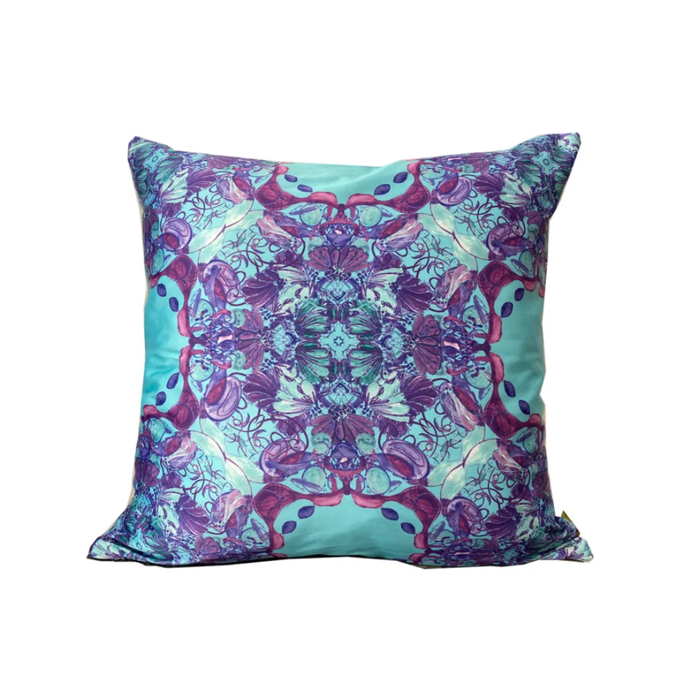 Design Madrigal	 - Mar Pillow