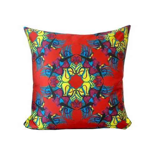 Design Madrigal - Stable Pillow